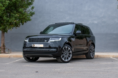 كراء سيارة and Drive the Land Rover Range Rover Vogue 2024 في الدار البيضاء سعر يبدأ من 7470 درهم يومي أسبوعي شهري