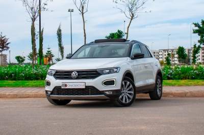 كراء سيارة and Drive the Volkswagen T Roc 2023 في الدار البيضاء سعر يبدأ من 780 درهم يومي أسبوعي شهري