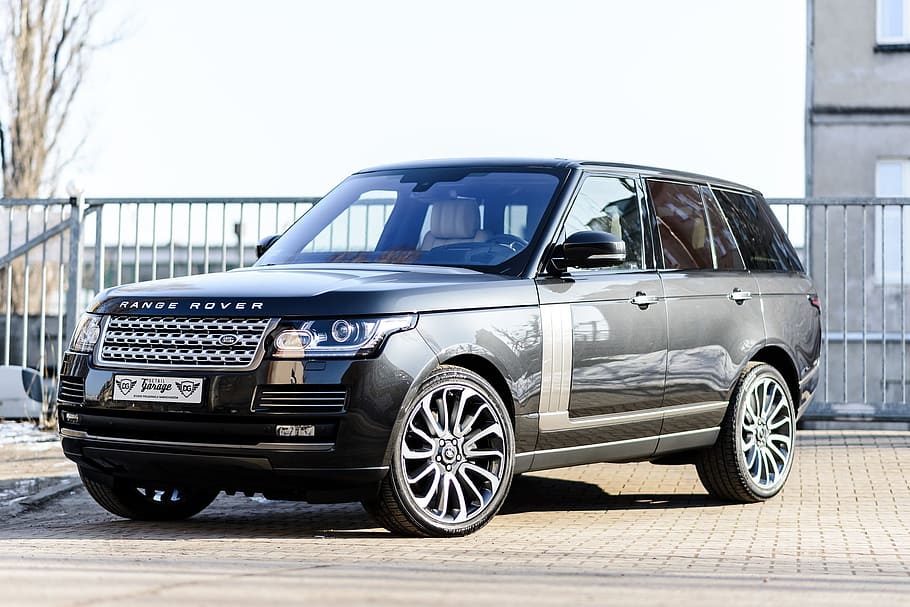كراء سيارة Land Rover Range Rover Vogue في الدار البيضاء سعر يبدأ من 7470 درهم يومي أسبوعي شهري